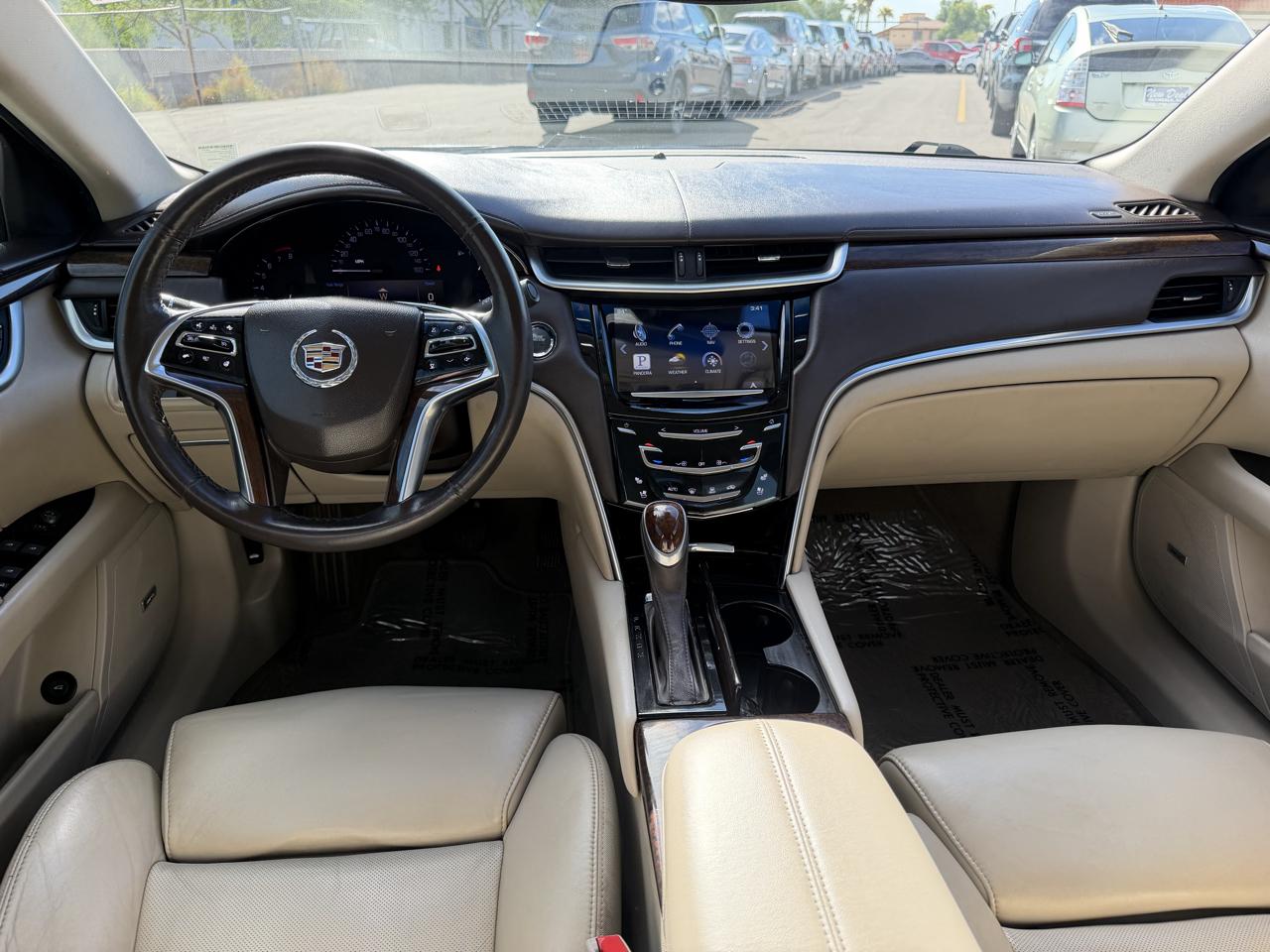 Cadillac XTS Luxury 2013