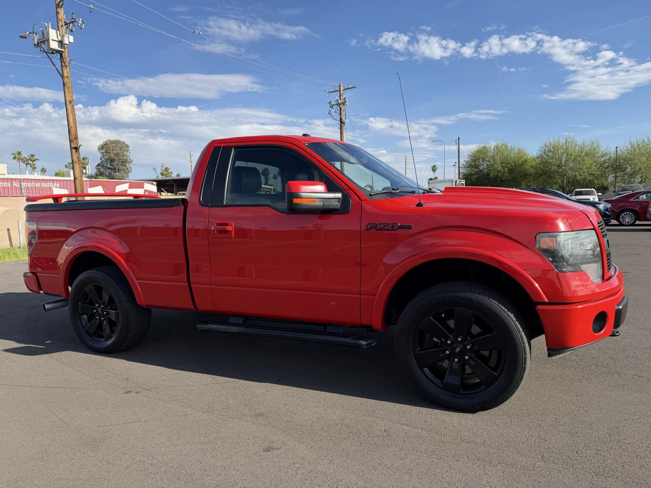 Ford F-150 2WD Reg Cab 145" XL 2014