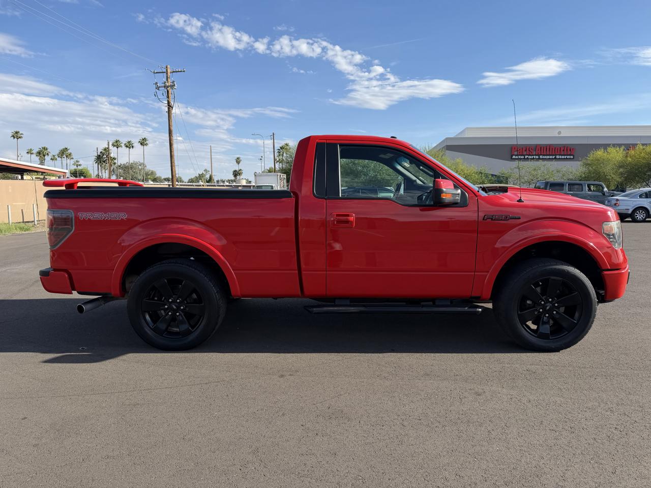 Ford F-150 2WD Reg Cab 145" XL 2014