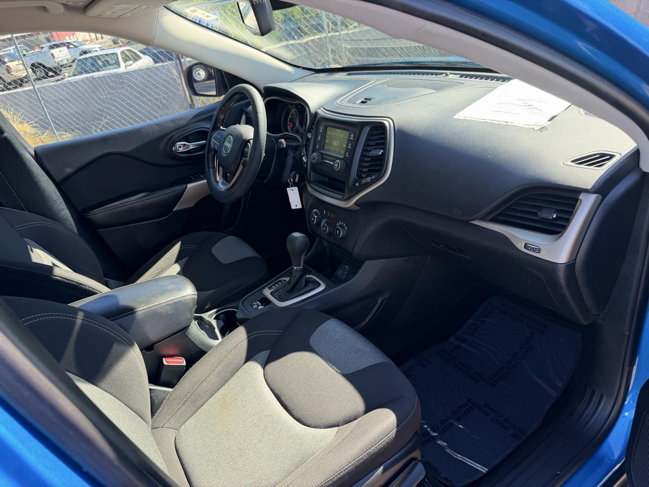 Jeep Cherokee Latitude FWD 2018