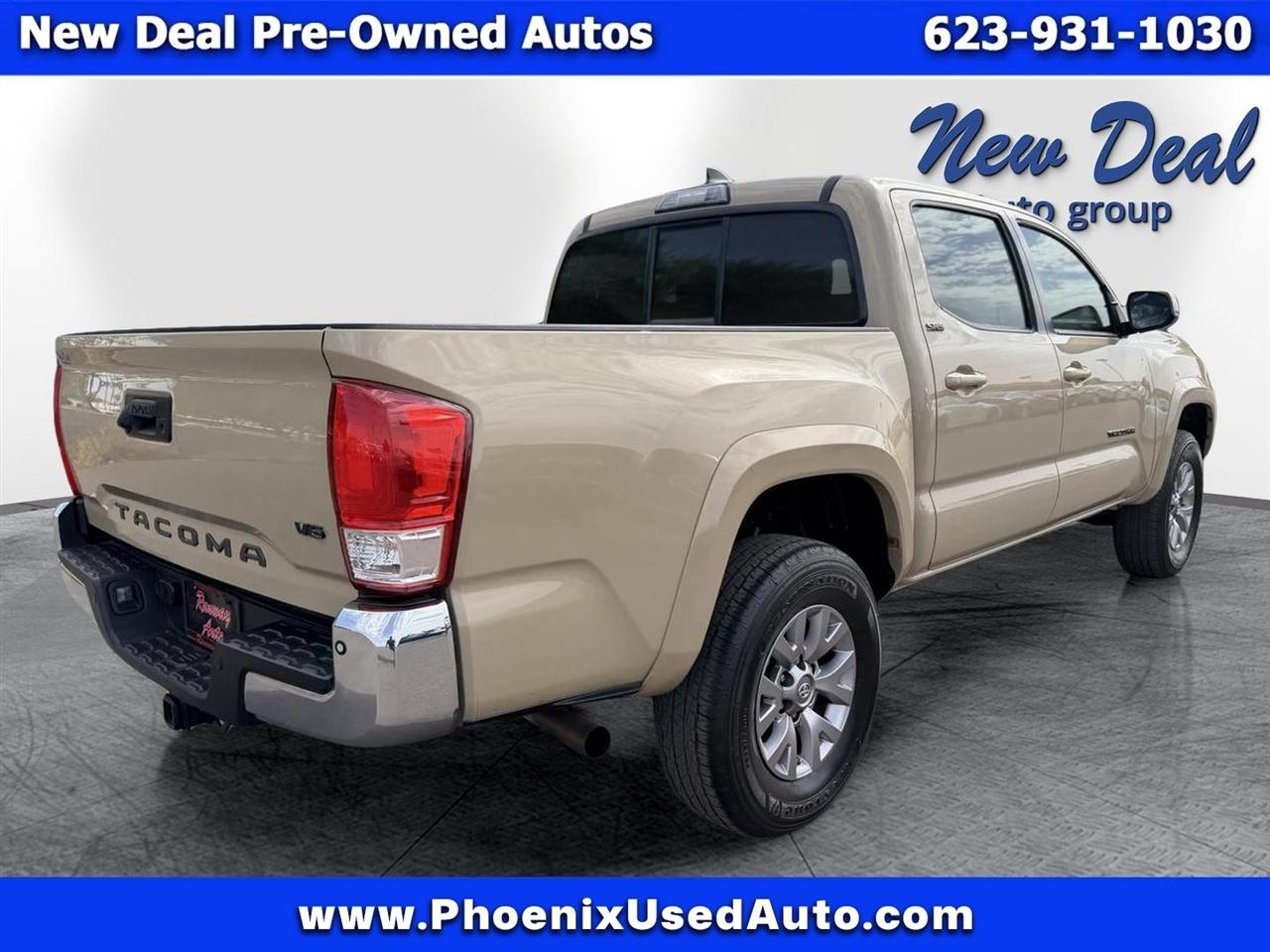 Toyota Tacoma 2WD Double Cab V6 AT SR5 (Natl) 2017