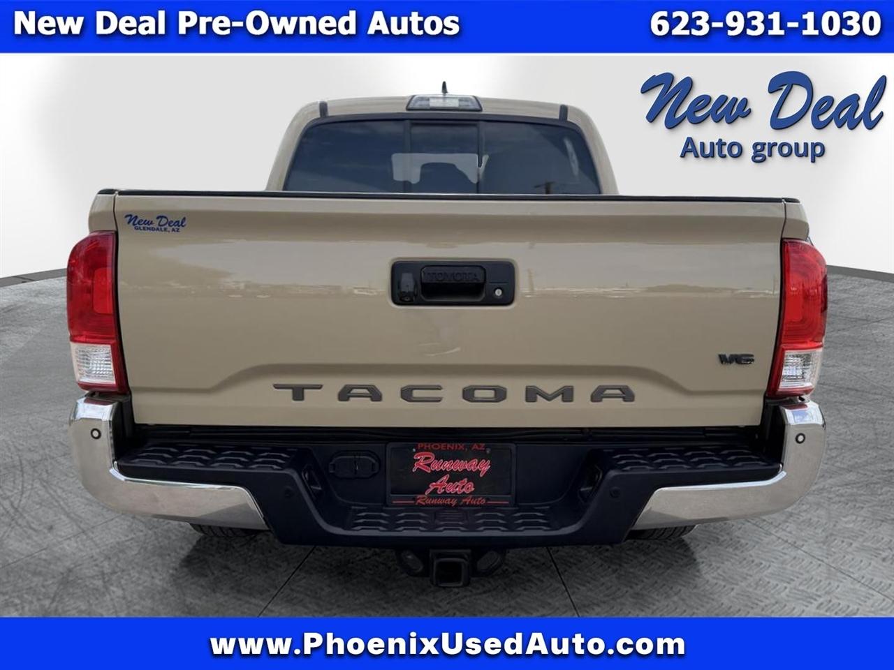 Toyota Tacoma 2WD Double Cab V6 AT SR5 (Natl) 2017