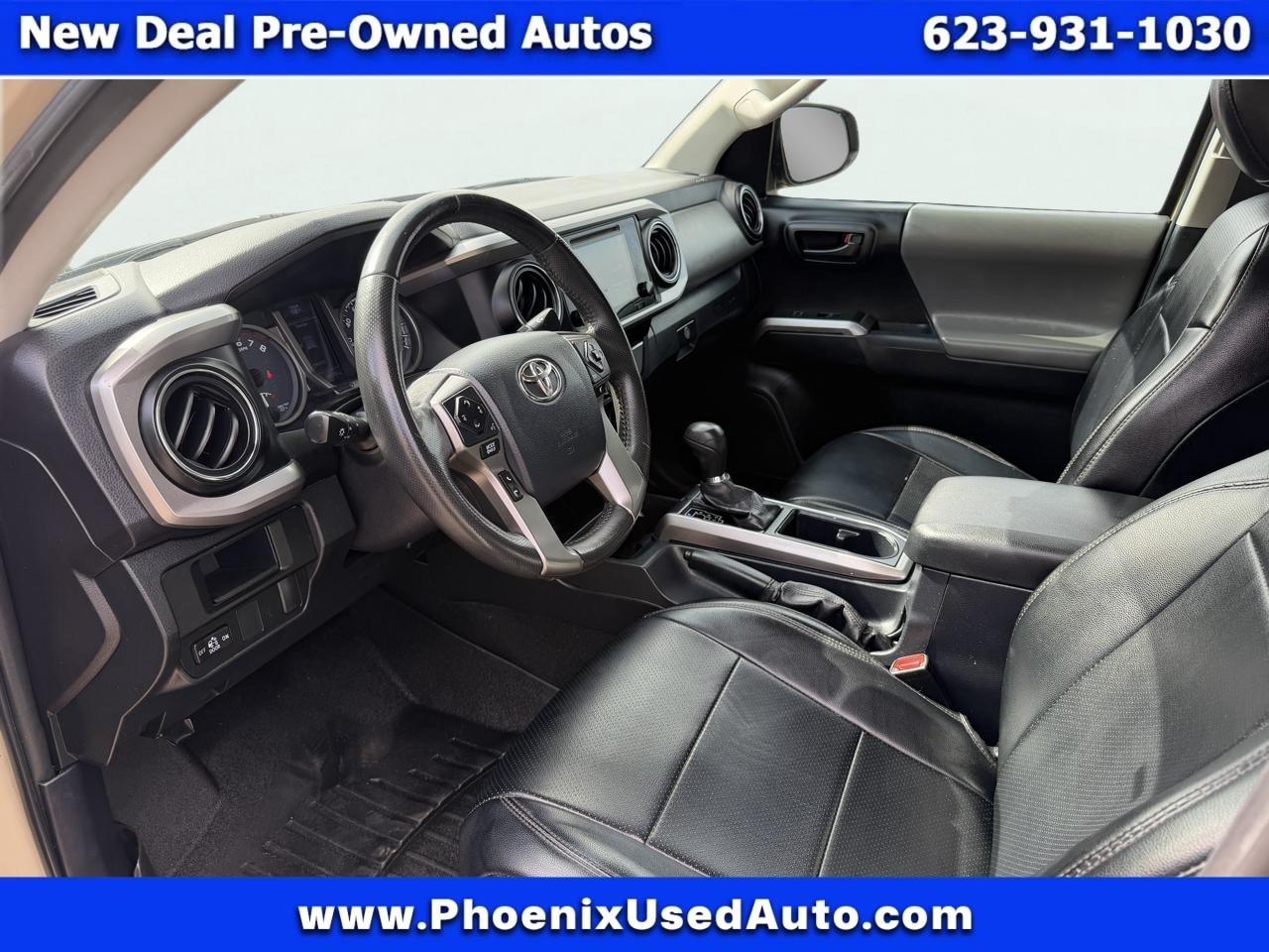 Toyota Tacoma 2WD Double Cab V6 AT SR5 (Natl) 2017