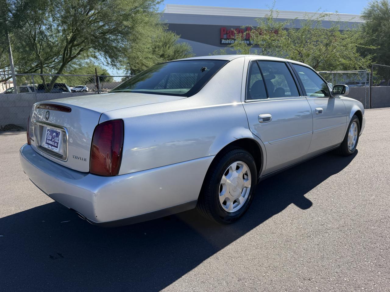 Cadillac DeVille Base 2001