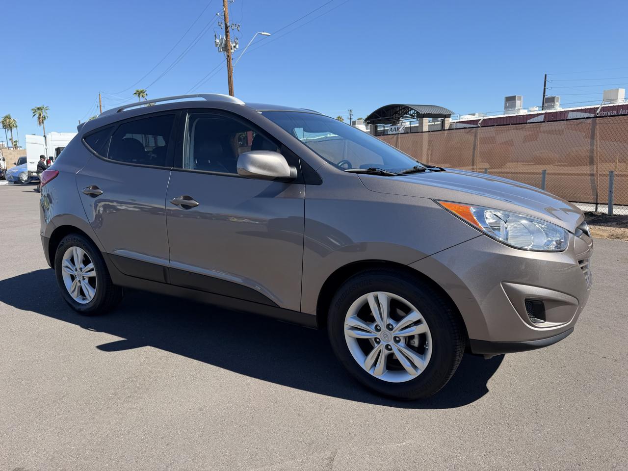 Hyundai Tucson Limited 2WD 2011