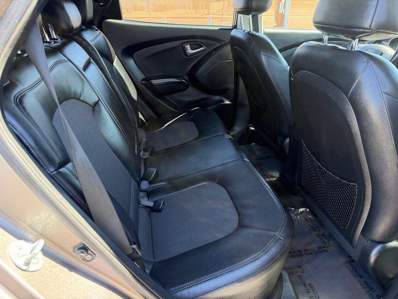 Hyundai Tucson Limited 2WD 2011