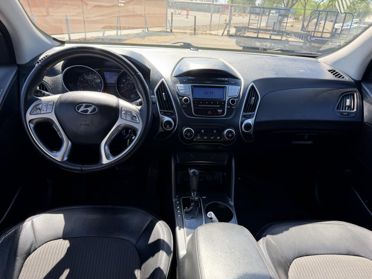 Hyundai Tucson Limited 2WD 2011