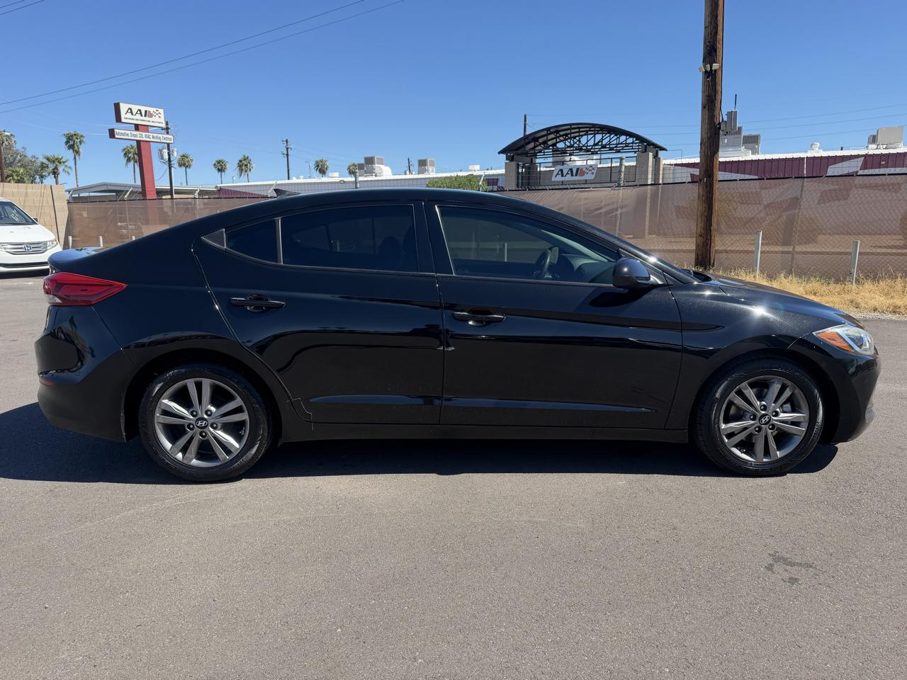 Hyundai Elantra Limited 2017