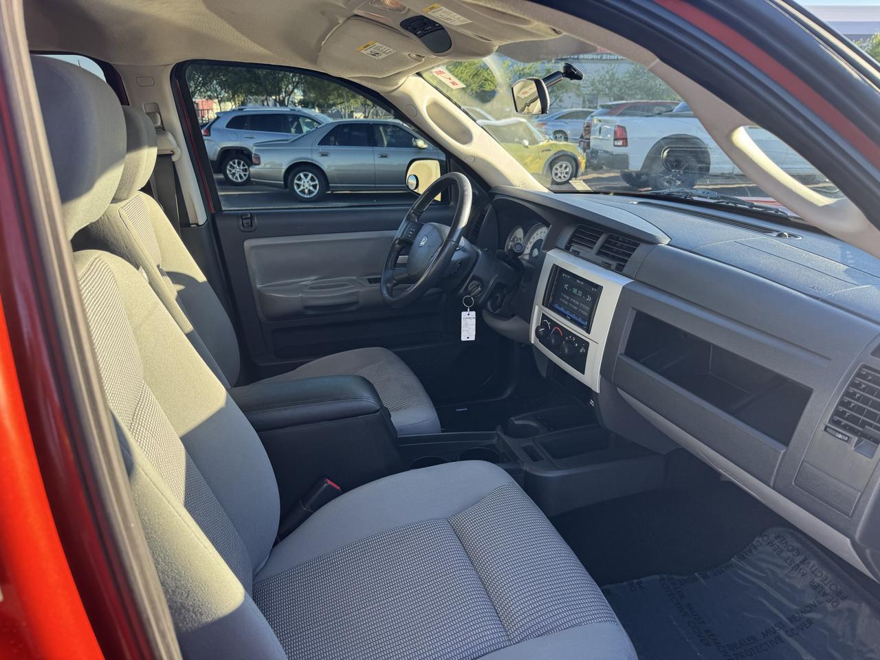 Dodge Dakota Laramie Crew Cab 2WD 2009