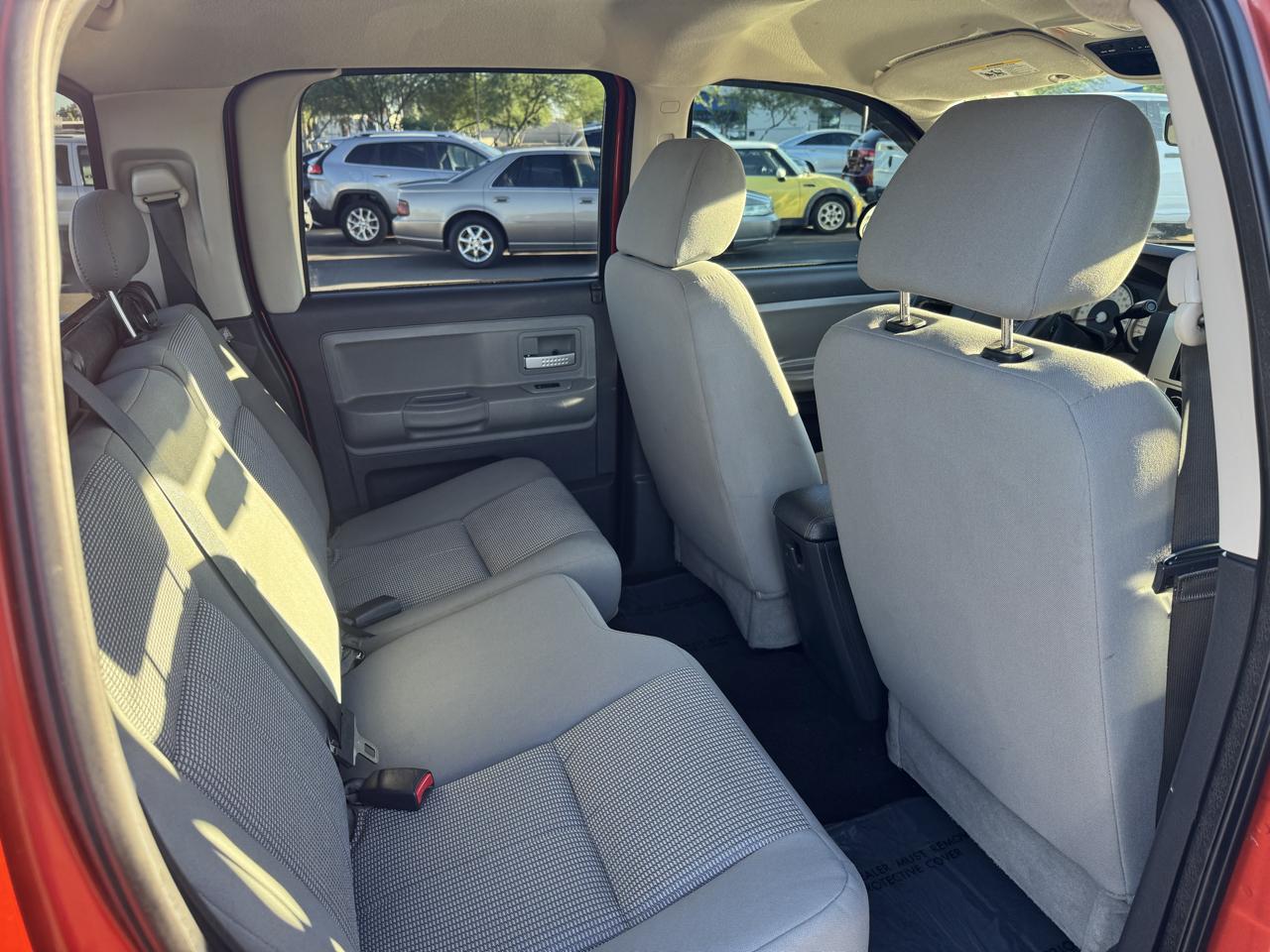 Dodge Dakota Laramie Crew Cab 2WD 2009