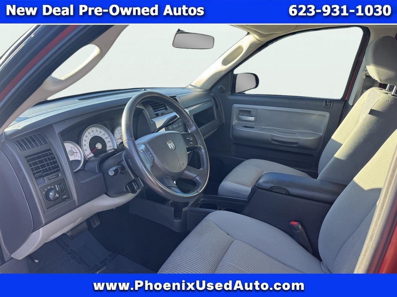Dodge Dakota Laramie Crew Cab 2WD 2009