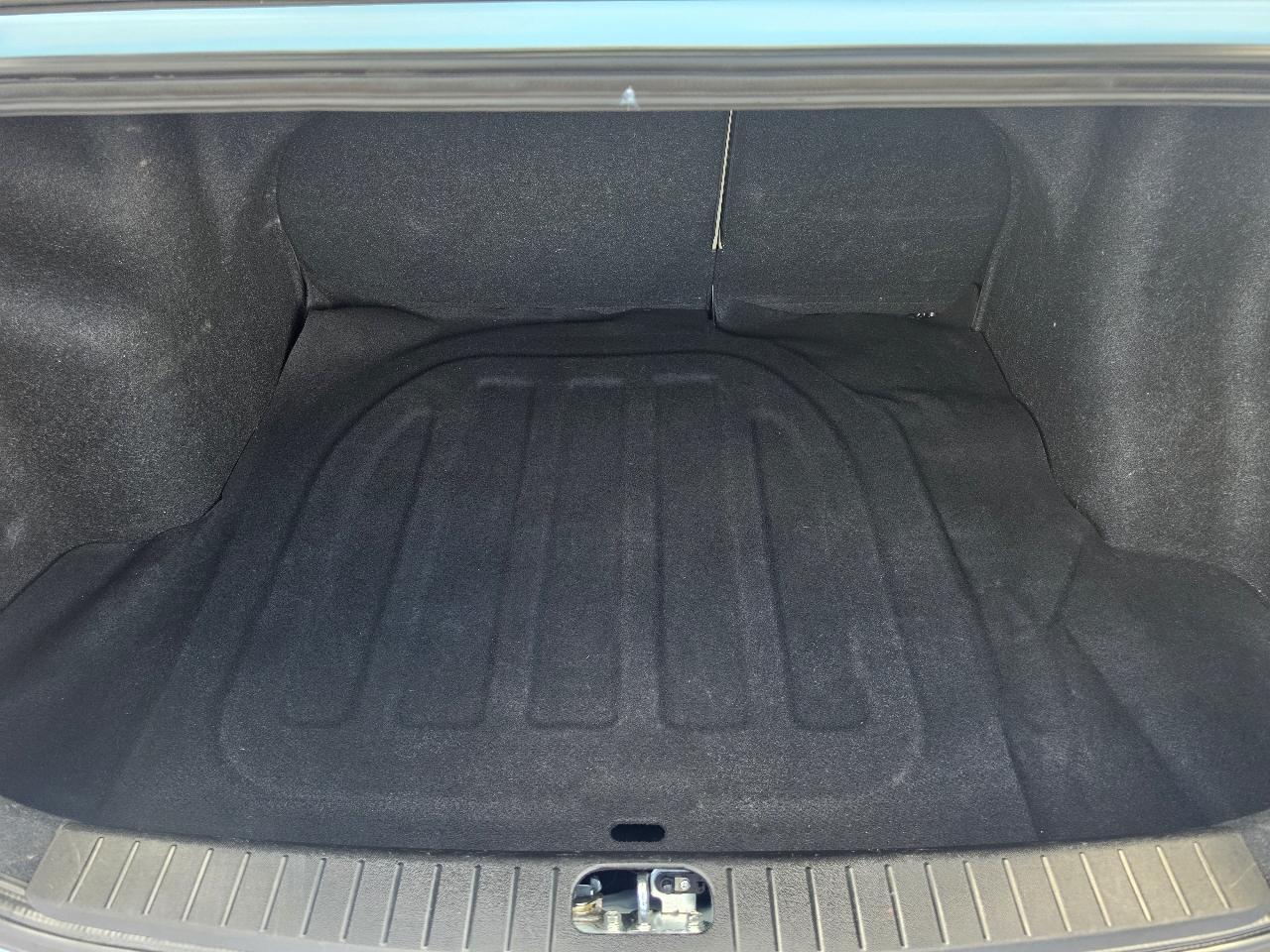 Hyundai Accent GLS 4-Door 2010