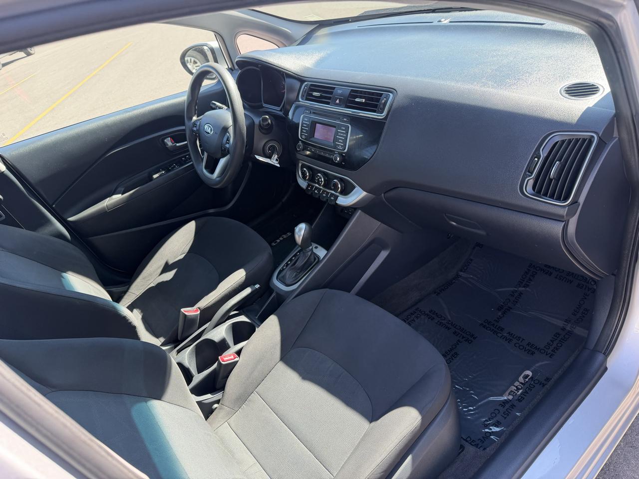 Kia Rio LX 6A 2017
