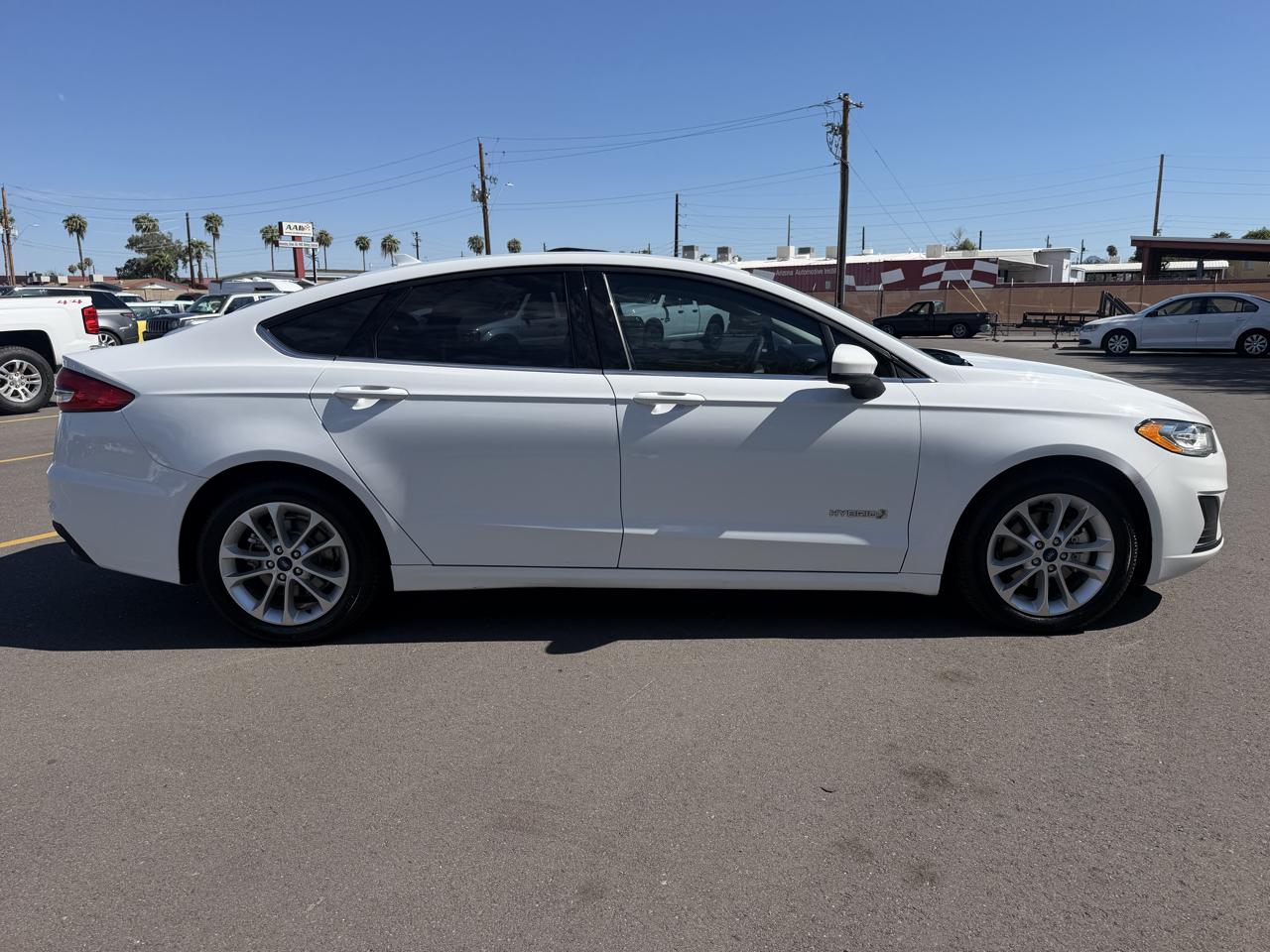 Ford Fusion Hybrid SE 2019
