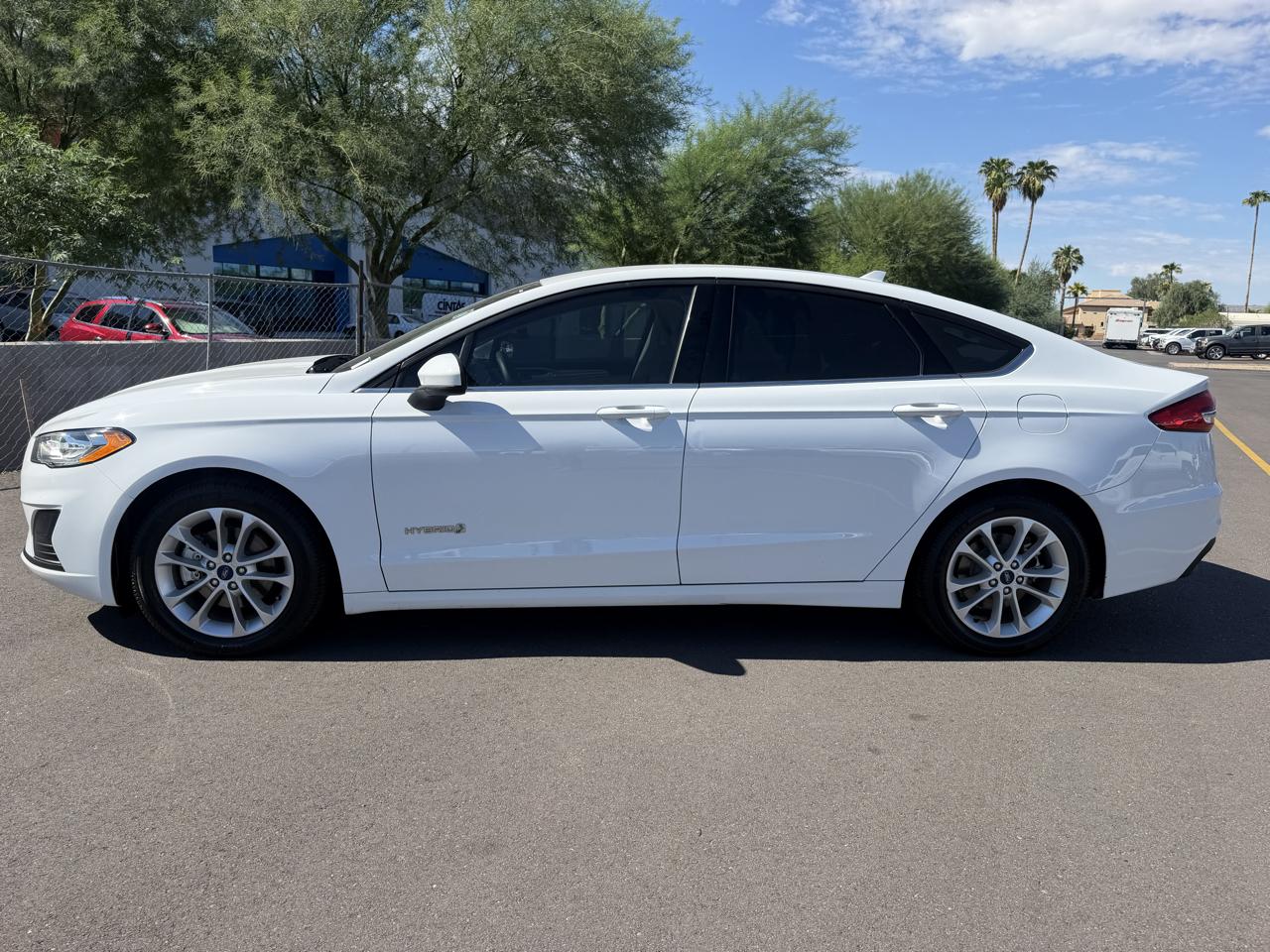 Ford Fusion Hybrid SE 2019