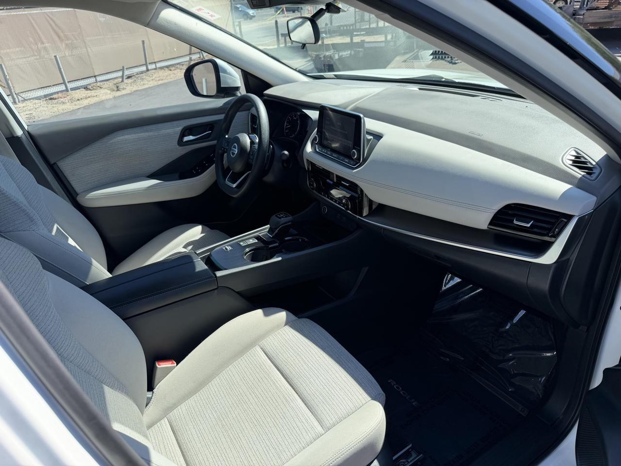 Nissan Rogue SV 2021