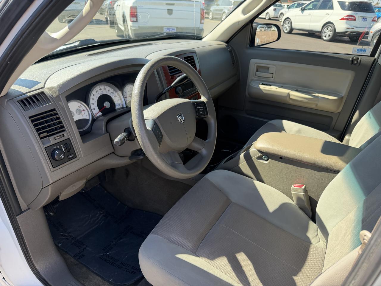 Dodge Dakota SLT Quad Cab 2WD 2005