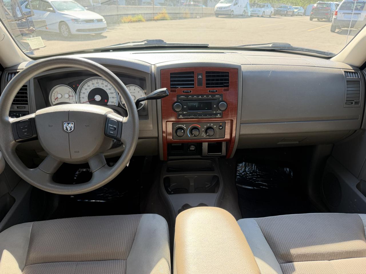 Dodge Dakota SLT Quad Cab 2WD 2005
