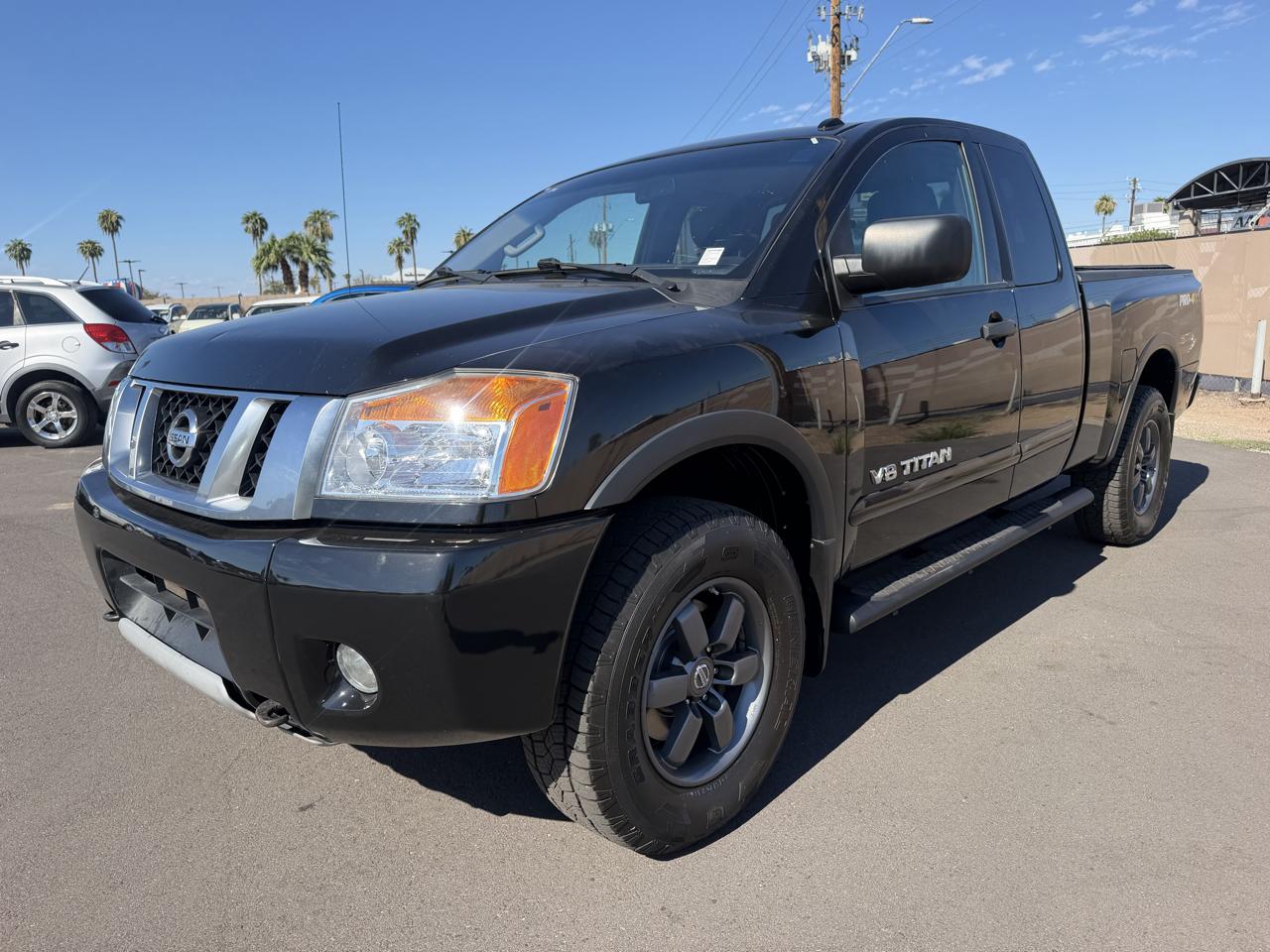 Nissan Titan S King Cab 4WD 2015