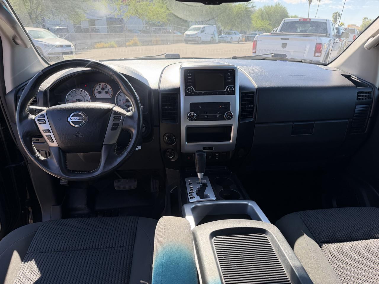 Nissan Titan S King Cab 4WD 2015