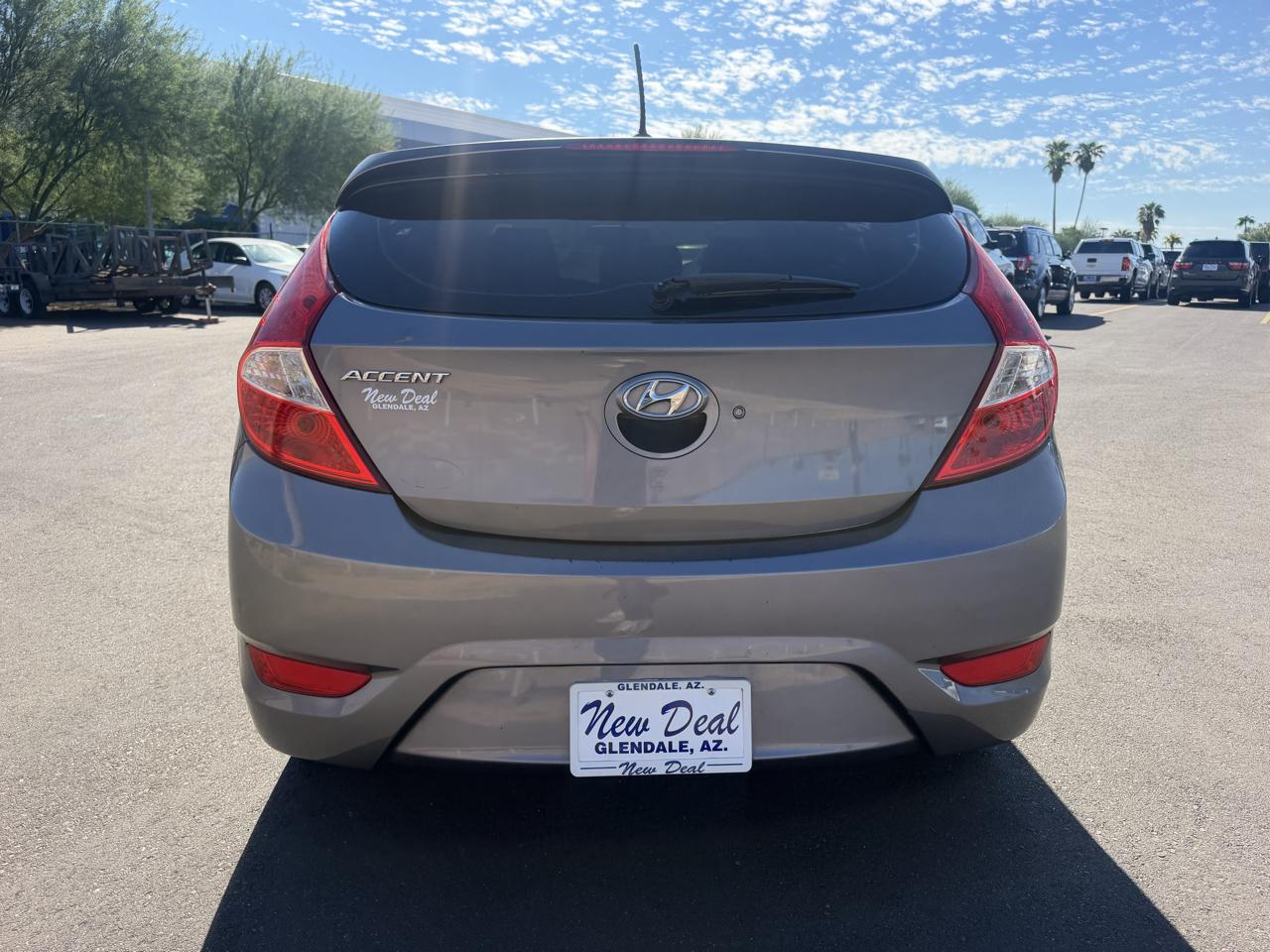 Hyundai Accent SE 5-Door 2013