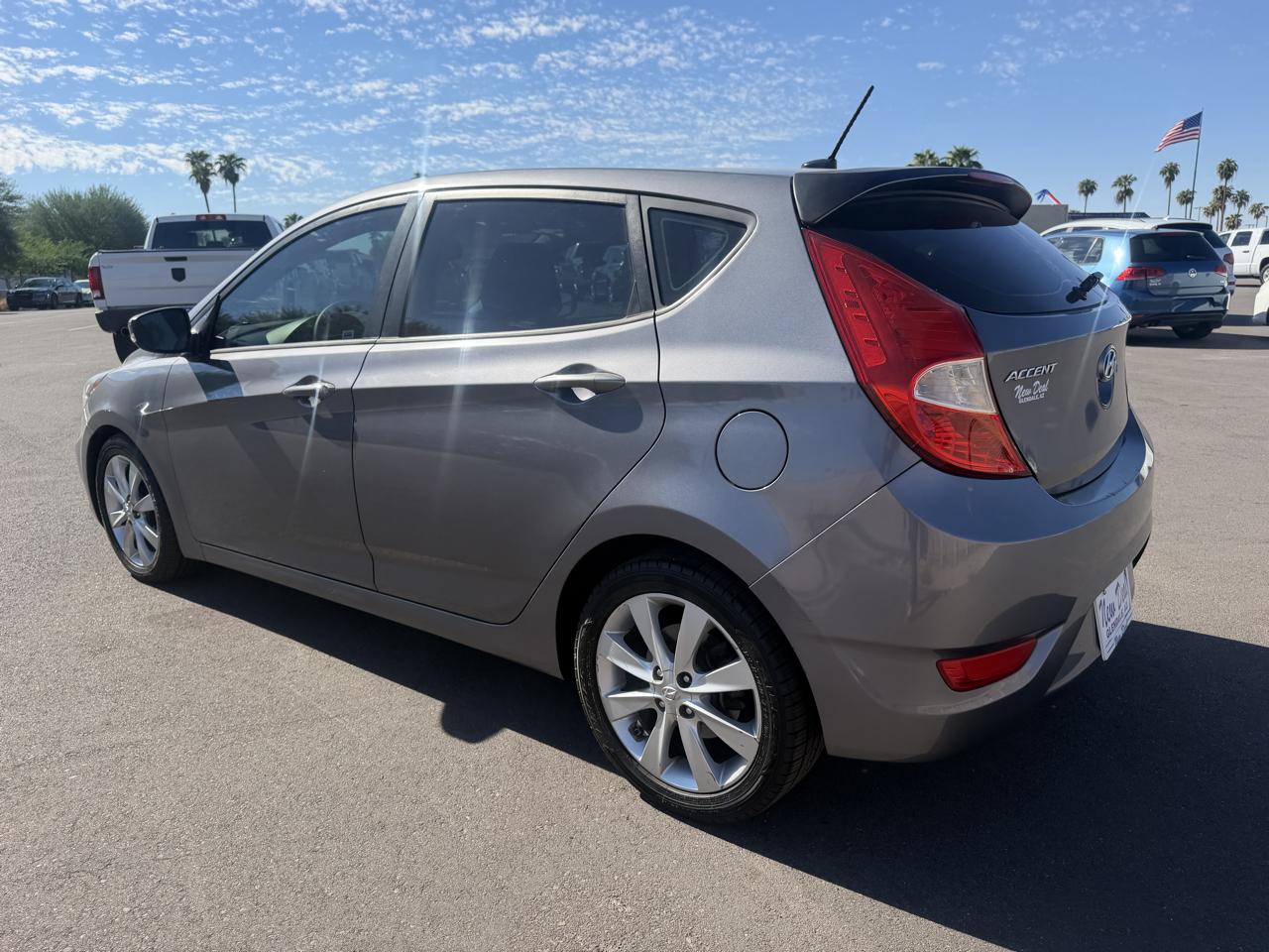 Hyundai Accent SE 5-Door 2013
