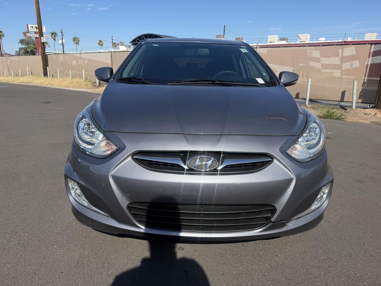 Hyundai Accent SE 5-Door 2013