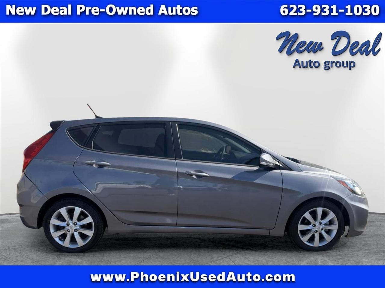 Hyundai Accent SE 5-Door 2013