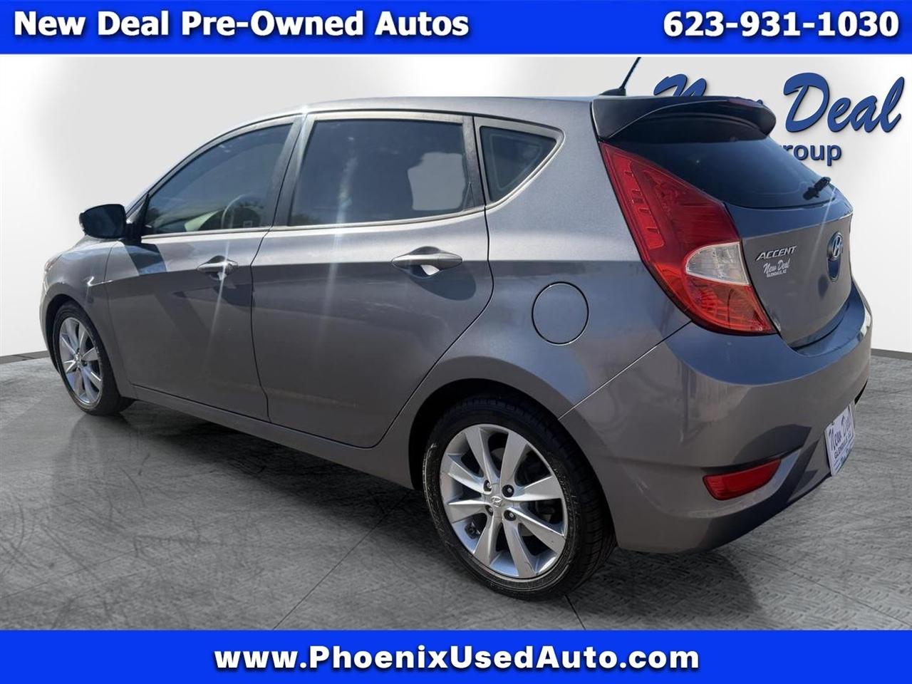Hyundai Accent SE 5-Door 2013