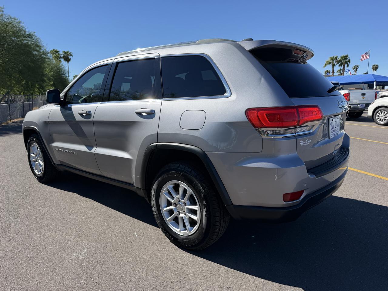 Jeep Grand Cherokee Laredo 2WD 2018