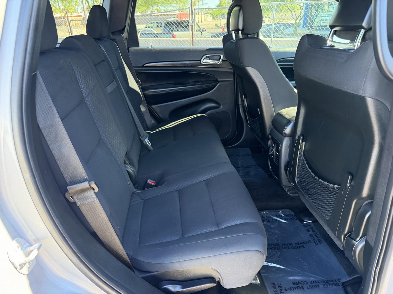 Jeep Grand Cherokee Laredo 2WD 2018