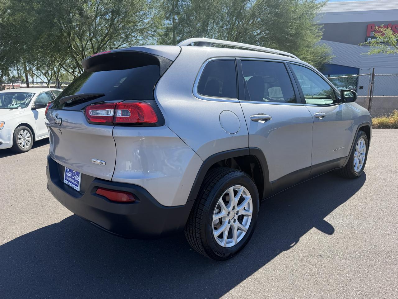 Jeep Cherokee Latitude FWD 2017