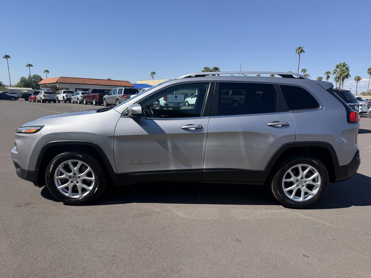 Jeep Cherokee Latitude FWD 2017