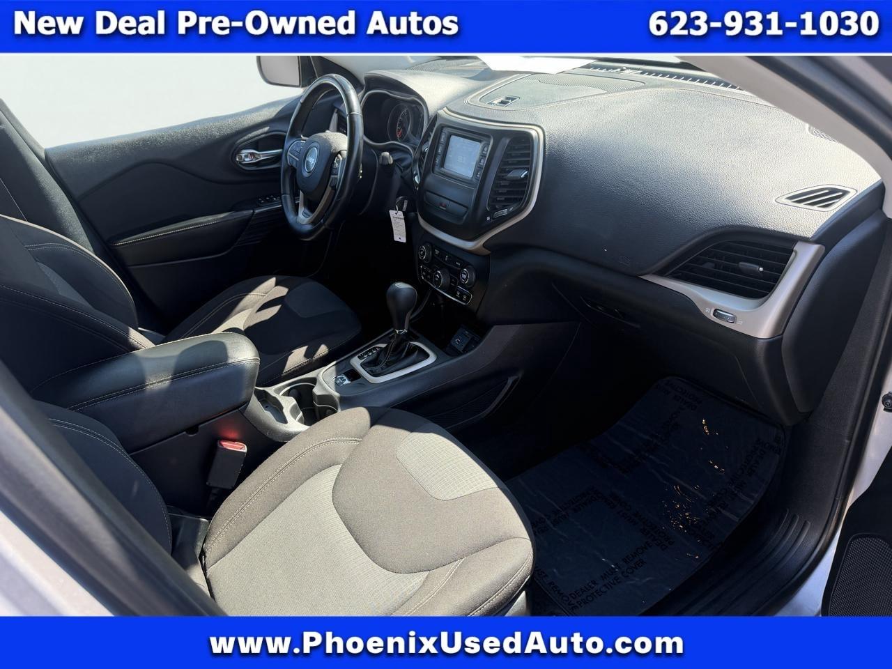 Jeep Cherokee Latitude FWD 2017