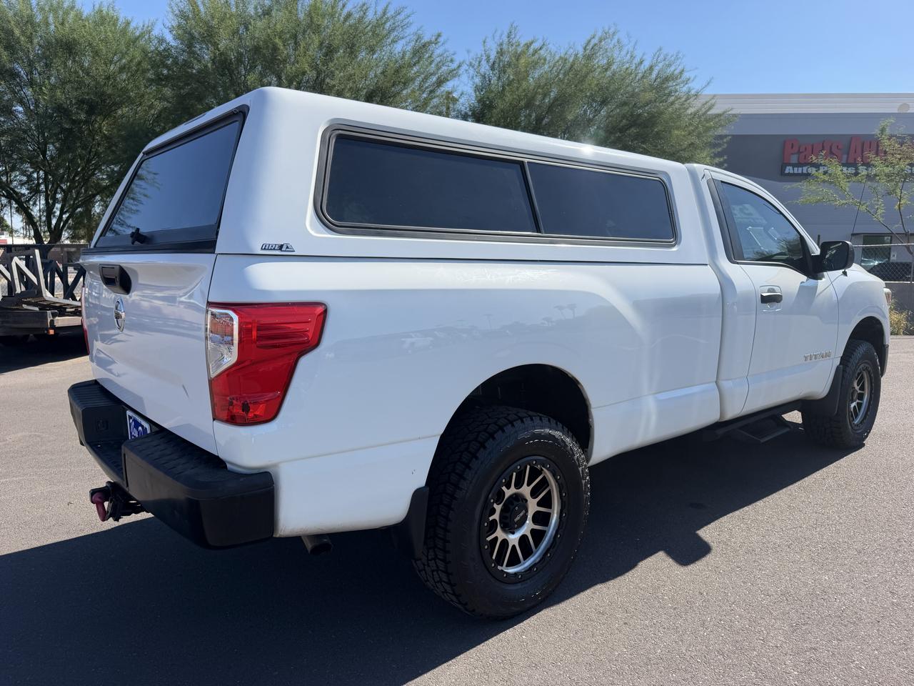 Nissan Titan 4WD 2017