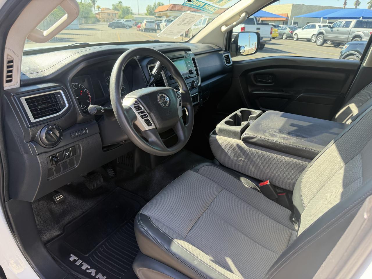 Nissan Titan 4WD 2017