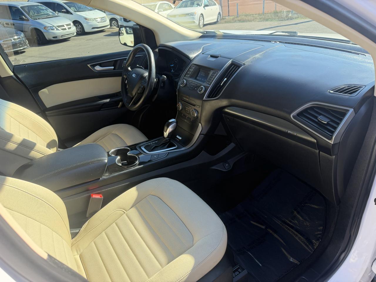 Ford Edge SE FWD 2017