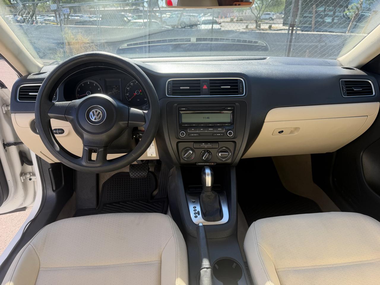 Volkswagen Jetta SE PZEV 2011