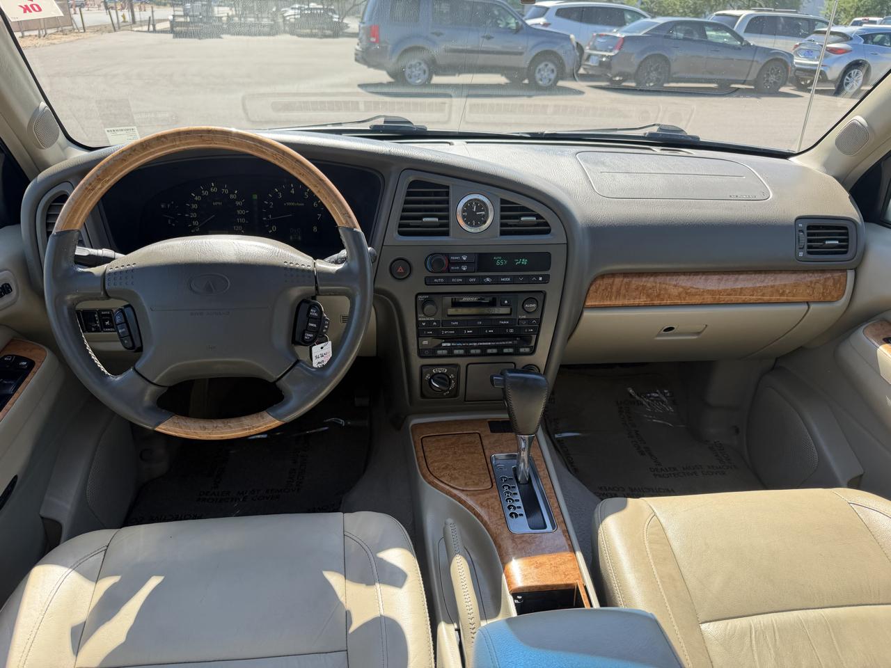 Infiniti QX4 4WD 2001