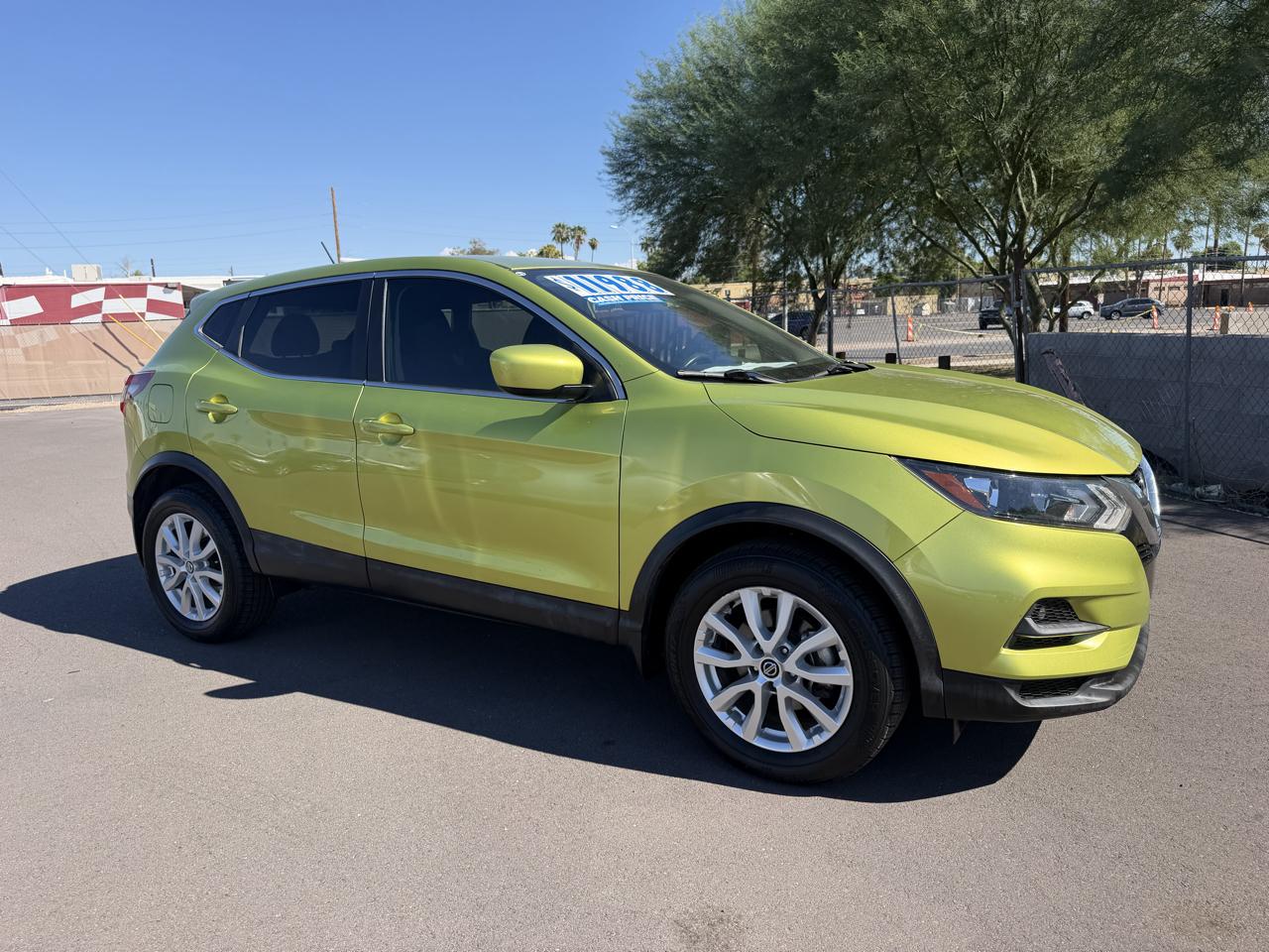 Nissan Rogue Sport S 2020