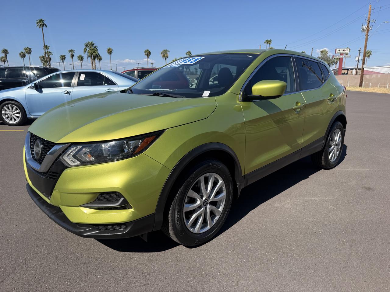 Nissan Rogue Sport S 2020
