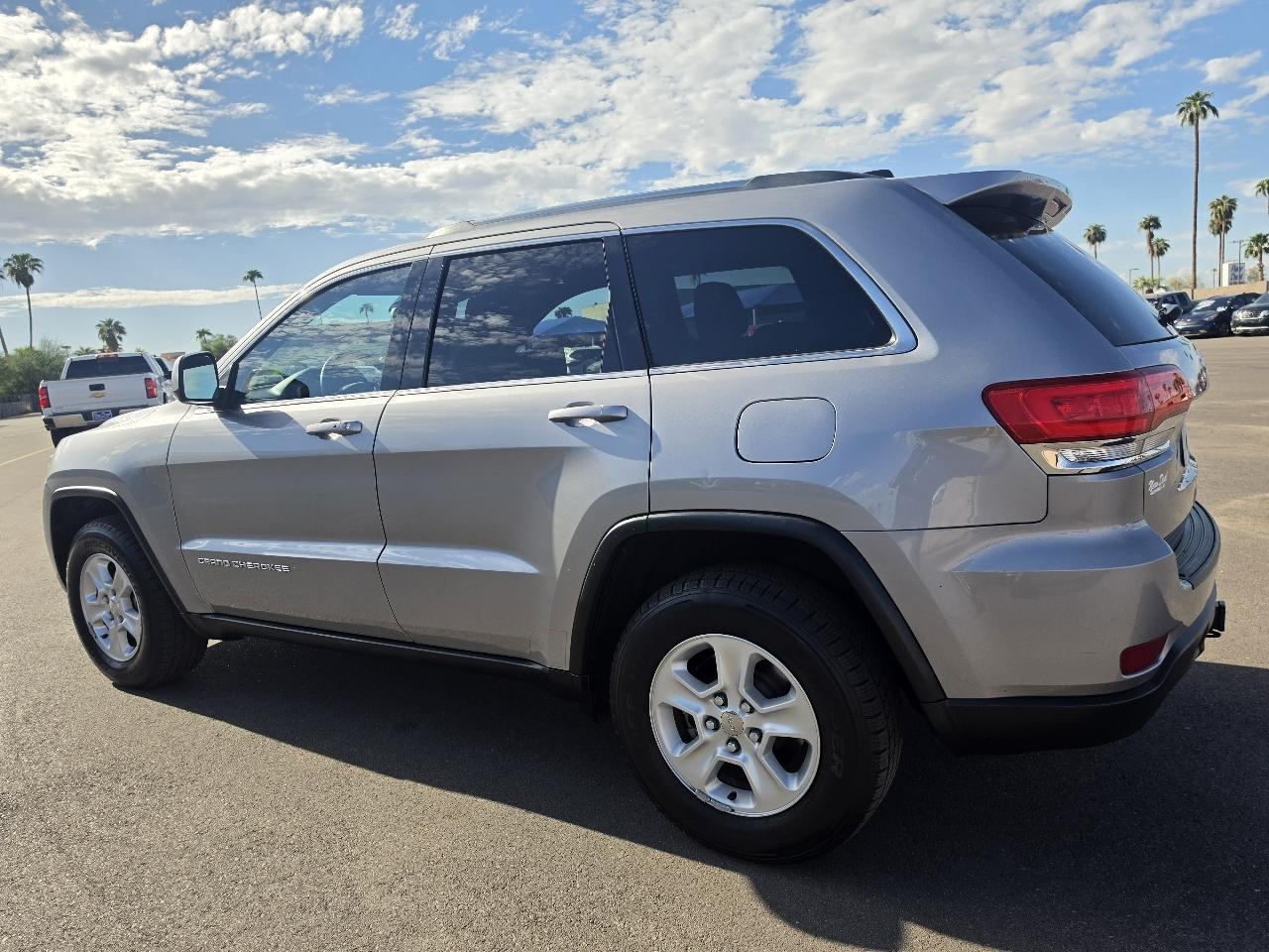 Jeep Grand Cherokee Laredo 2WD 2015