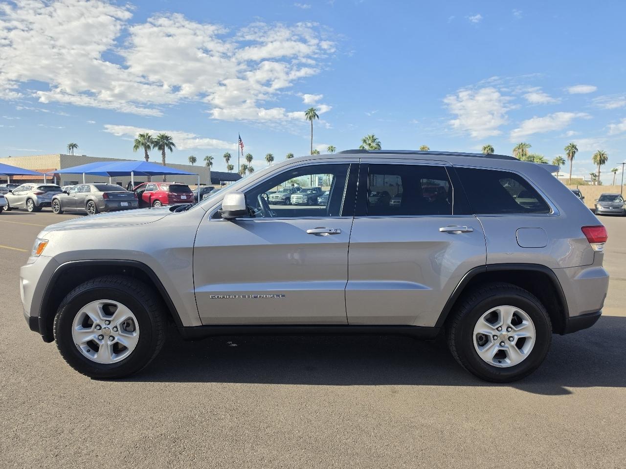 Jeep Grand Cherokee Laredo 2WD 2015