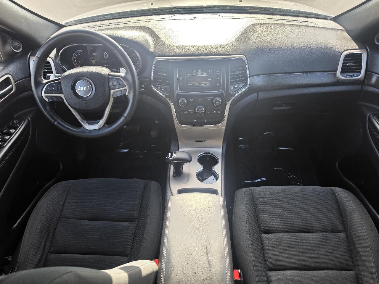 Jeep Grand Cherokee Laredo 2WD 2015
