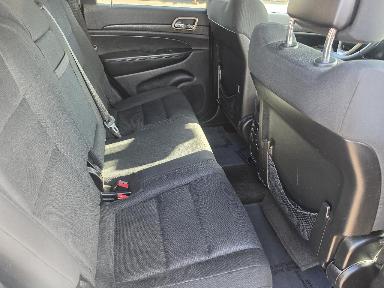 Jeep Grand Cherokee Laredo 2WD 2015
