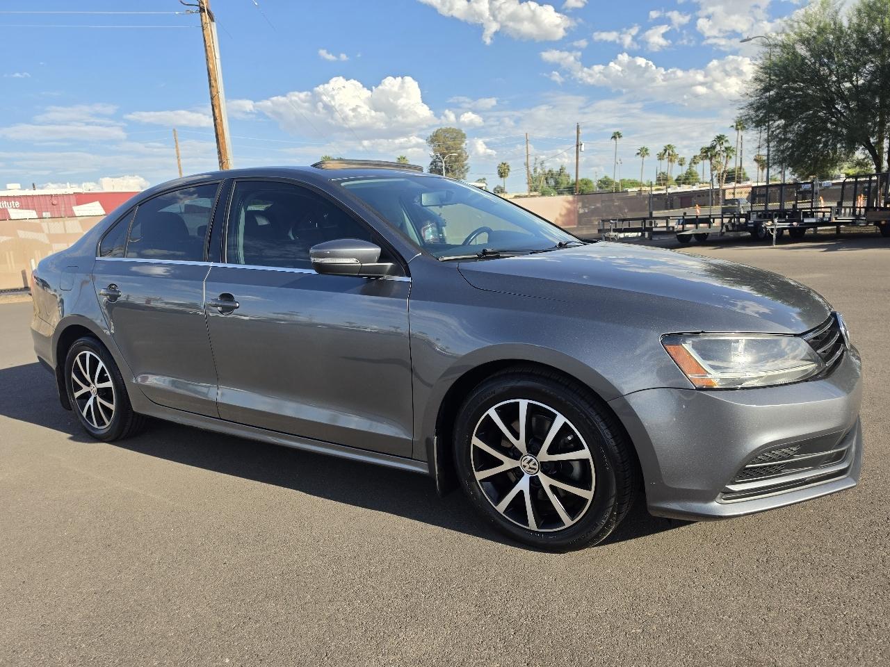 Volkswagen Jetta 1.4T SE 6A 2017