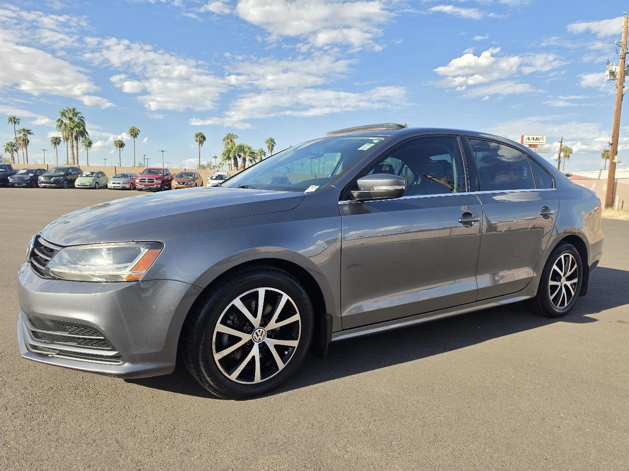 Volkswagen Jetta 1.4T SE 6A 2017