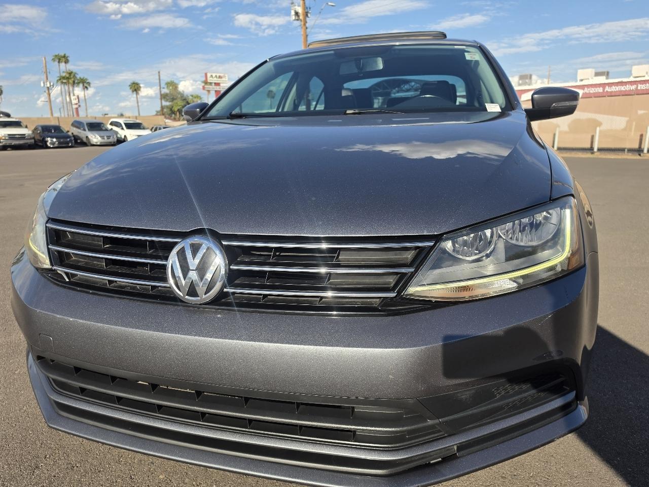 Volkswagen Jetta 1.4T SE 6A 2017