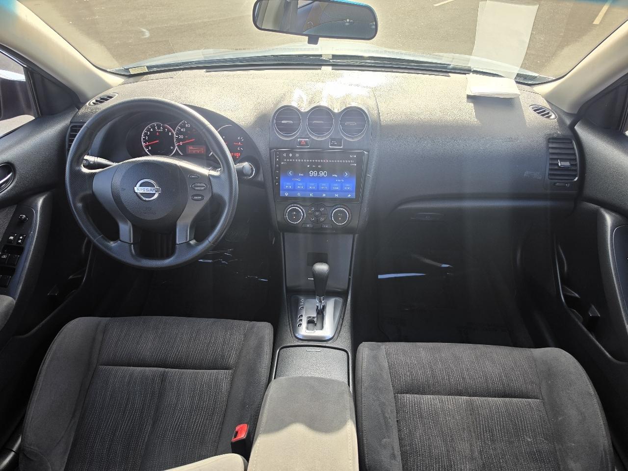 Nissan Altima 2.5 S 2010