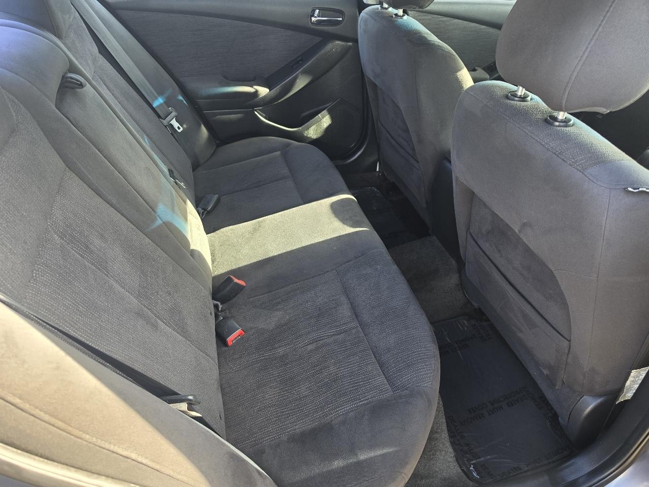 Nissan Altima 2.5 S 2010